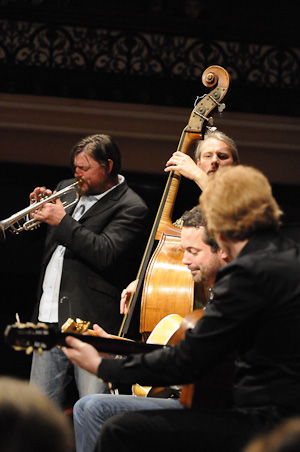 Daniel Lapp, Robin Nolan, Scott White, Chris Sartisohn, 2008 &copy; Eric Porcher